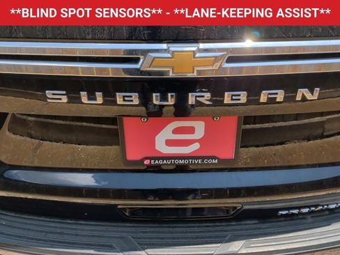 Used 2023 Chevrolet Suburban Premier AWD/4WD image 10