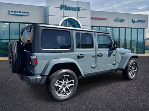 Used 2024 Jeep Wrangler Unlimited w/ Convenience Group image 2