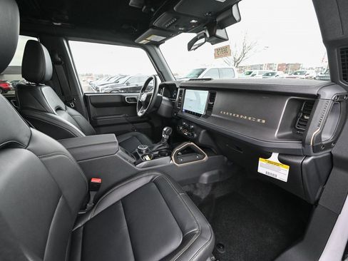 New 2025 Ford Bronco Badlands image 21
