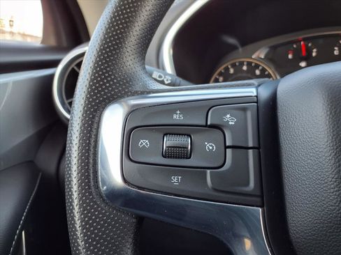 Used 2023 Chevrolet Blazer LT image 11