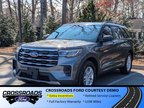 New 2025 Ford Explorer Active image 6