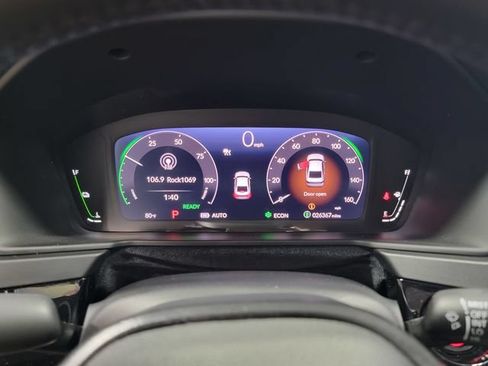 Used 2024 Honda Accord Sport image 32