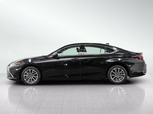 Used 2025 Lexus ES 300h FWD image 2