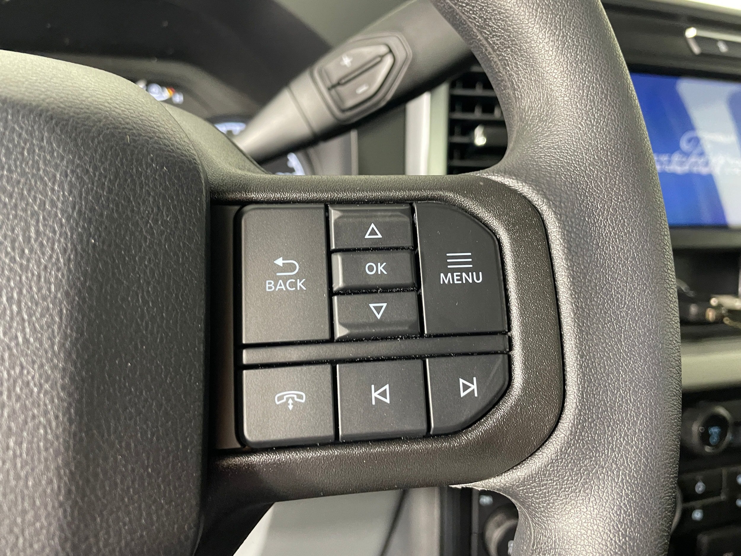 New 2027 Ford F250 XLT w/ FX4 Off-Road Package AWD/4WD image 7