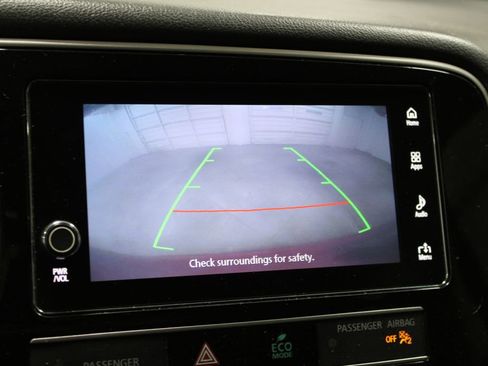 Used 2019 Mitsubishi Outlander SE image 27