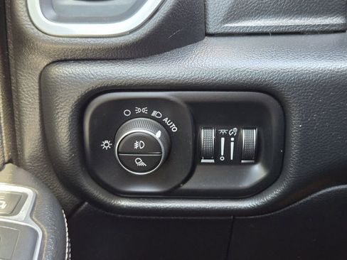 Used 2019 RAM 2500 Laramie AWD/4WD image 27