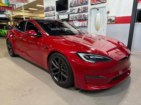 Used 2022 Tesla Model S Plaid AWD/4WD image 3
