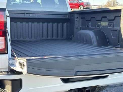 New 2026 GMC Sierra 1500 Pro w/ Graphite Edition image 9
