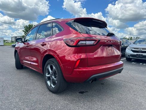 Used 2023 Ford Escape ST-Line w/ Tech Pack #1 AWD/4WD image 8