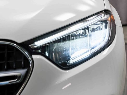 Certified 2026 Mercedes-Benz GLC 300 image 12