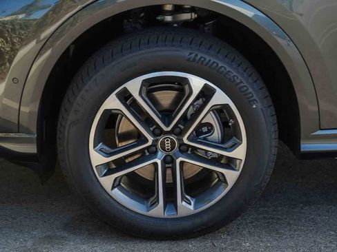 New 2026 Audi Q5 Premium AWD/4WD image 10