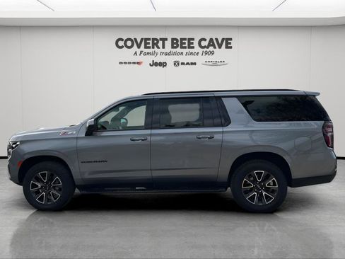 Used 2022 Chevrolet Suburban Z71 image 5