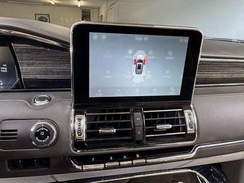 Used 2020 Lincoln Navigator Black Label AWD/4WD image 30