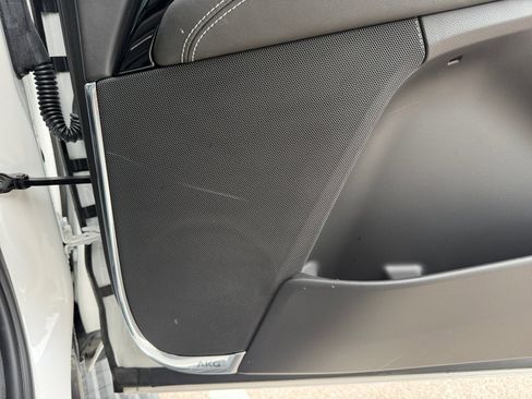 Used 2025 Cadillac Escalade ESV Sport Platinum w/ LPO, Floor Liner Package image 27