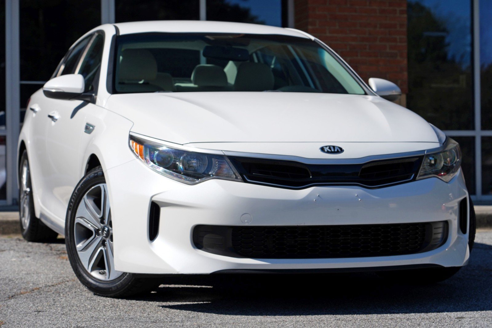 Used 2018 Kia Optima EX FWD image 2