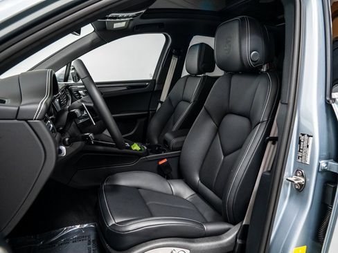 New 2026 Porsche Macan S image 5