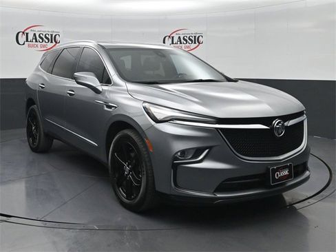 Used 2023 Buick Enclave Essence w/ Experience Buick Package image 5