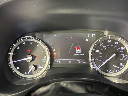 Used 2022 Toyota Highlander Platinum AWD/4WD image 40
