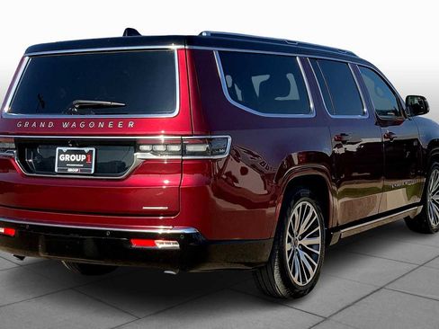 Used 2024 Jeep Grand Wagoneer L Series III image 11