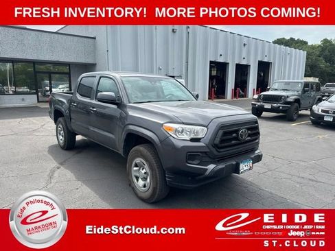 Used 2020 Toyota Tacoma SR AWD/4WD image 1