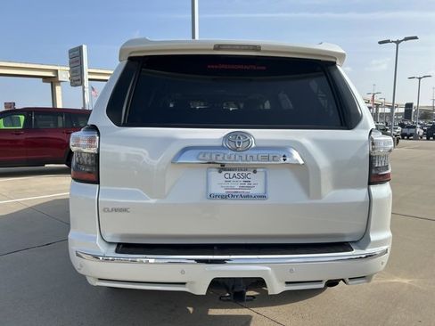 Used 2016 Toyota 4Runner Limited image 7