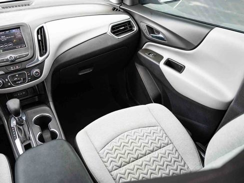 Used 2024 Chevrolet Equinox LS w/ Driver Confidence II Package FWD image 26