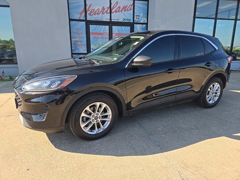 Used 2022 Ford Escape SE w/ Convenience Package FWD image 4