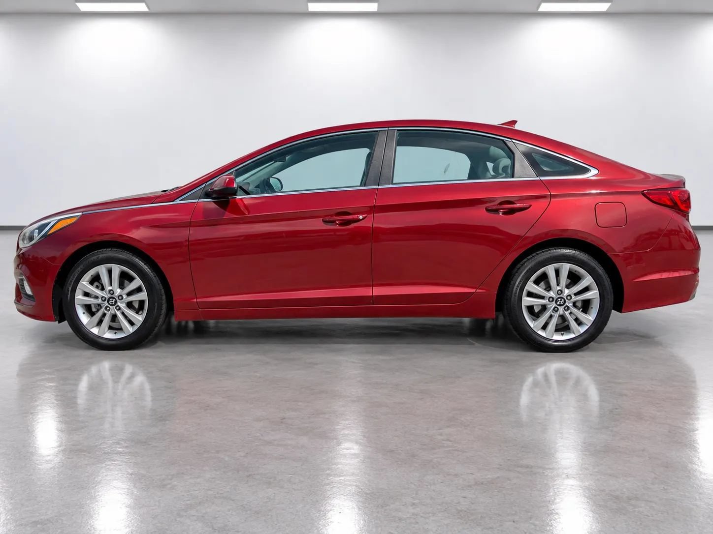 Used 2016 Hyundai Sonata SE FWD image 8