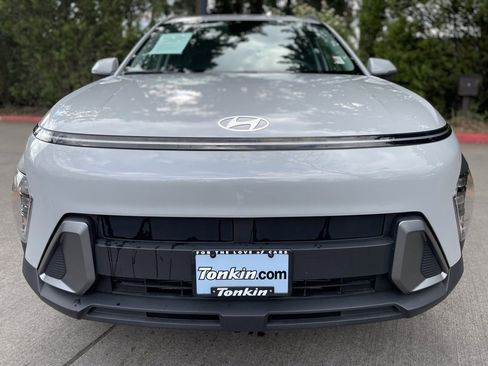 Used 2024 Hyundai Kona SEL image 9