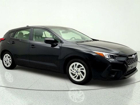 Used 2025 Subaru Impreza 2.0i AWD/4WD image 3