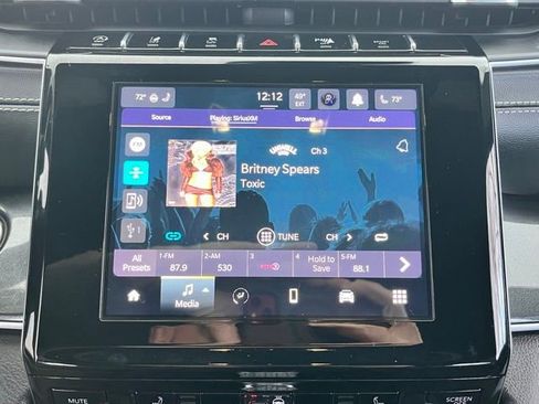 Used 2022 Jeep Grand Cherokee L Laredo AWD/4WD image 37