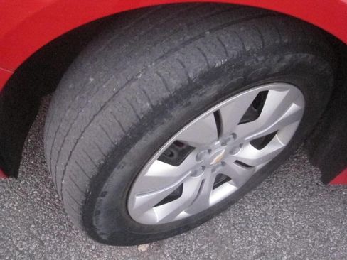 Used 2014 Chevrolet Cruze LS image 25