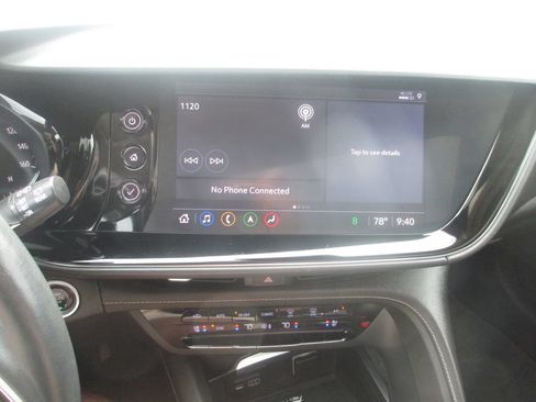 Certified 2022 Buick Envision Avenir w/ Technology Package II FWD image 30