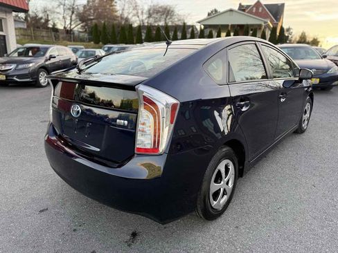 Used 2015 Toyota Prius Two image 7