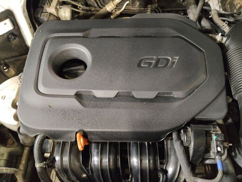 Used 2020 Hyundai Santa Fe Limited image 30