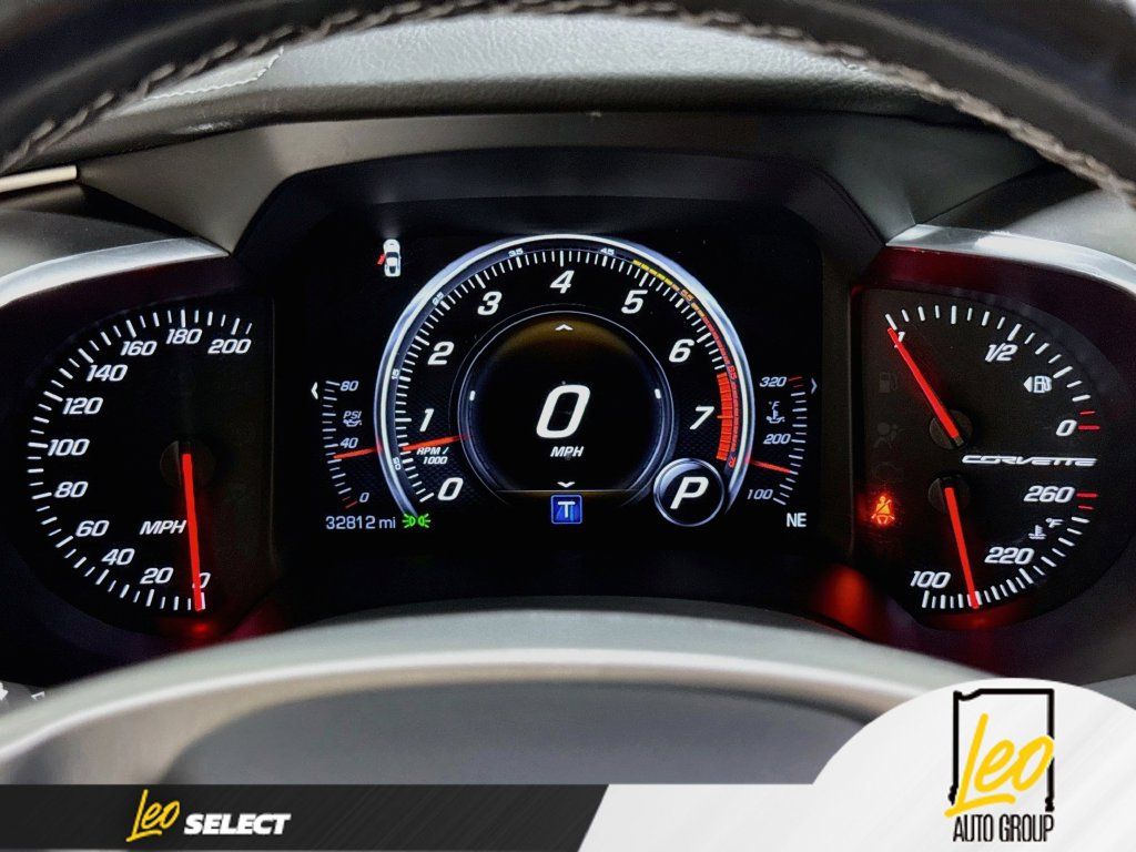 Used 2018 Chevrolet Corvette Stingray Coupe w/ 1LT RWD image 15