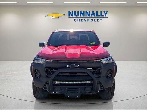 New 2026 Chevrolet Colorado Trail Boss w/ Off-Road Front Bumper Package AWD/4WD image 8