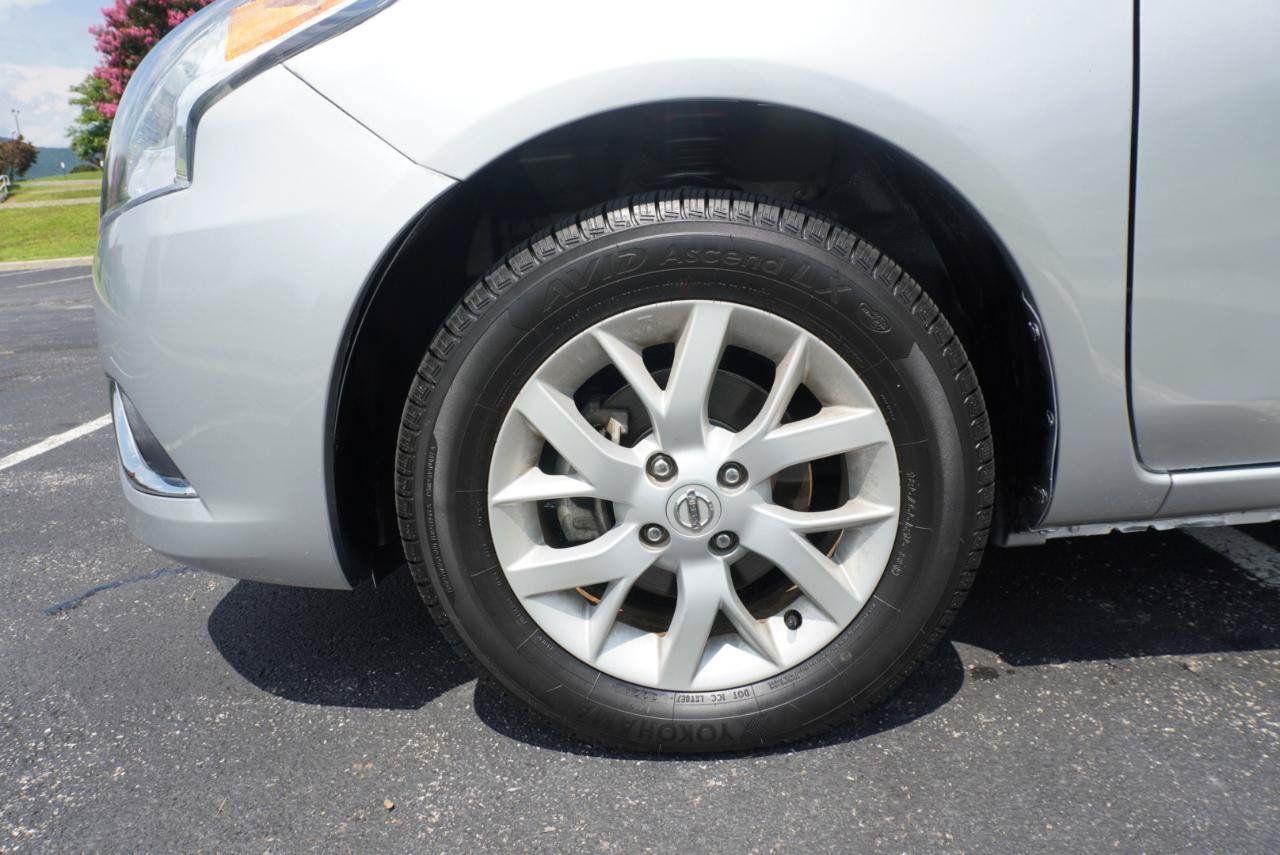 Used 2017 Nissan Versa SV w/ SV Special Edition Package FWD image 35
