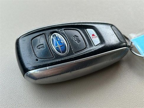 Used 2016 Subaru Outback 3.6R Limited image 38