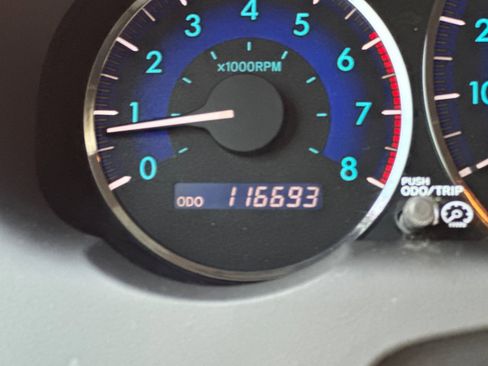 Used 2006 Toyota Sienna LE image 29