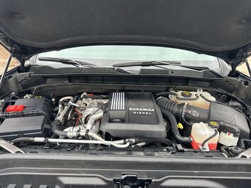 Used 2023 GMC Sierra 1500 AT4 w/ AT4 Premium Package image 18