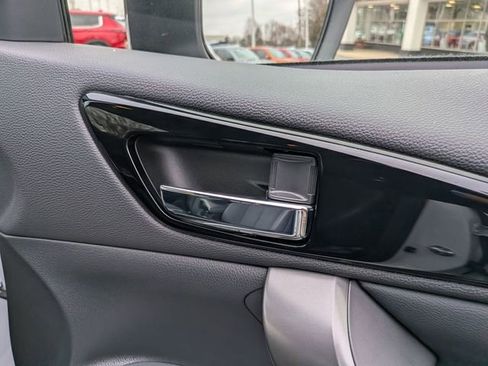 New 2025 Mitsubishi Eclipse Cross Black Edition image 33