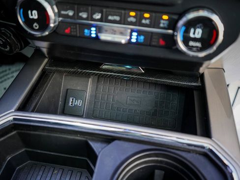 Used 2022 Ford F350 Platinum AWD/4WD image 20