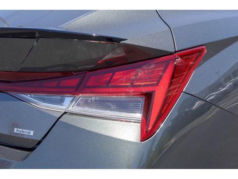 Used 2026 Hyundai Elantra SEL FWD image 6