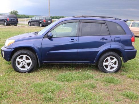 Used 2003 Toyota RAV4 4WD image 10