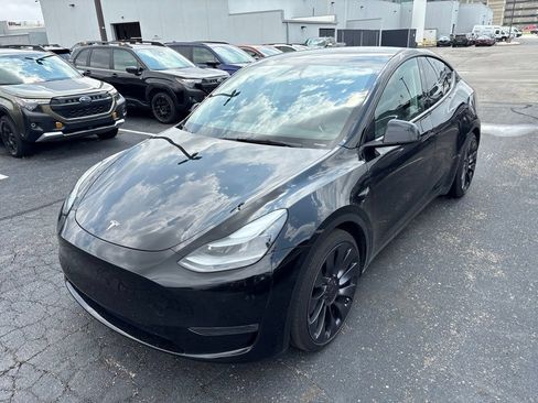Used 2025 Tesla Model Y Performance AWD/4WD image 5