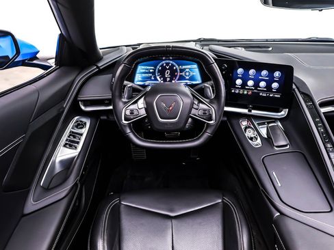 Used 2023 Chevrolet Corvette Stingray Convertible w/ Z51 Performance Package image 6