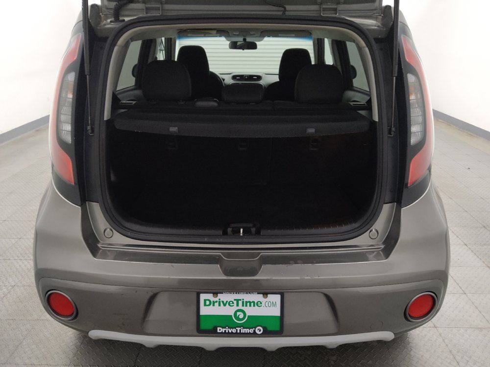 Used 2019 Kia Soul + FWD image 29