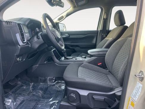 Used 2025 Ford Ranger XL image 15