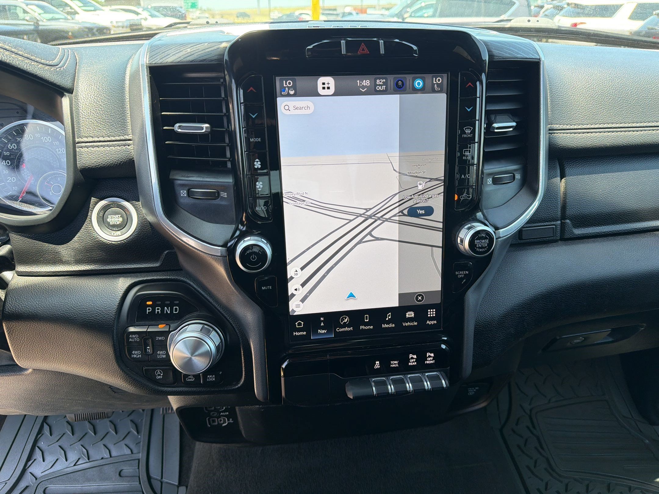 Used 2023 RAM 1500 Laramie AWD/4WD image 28